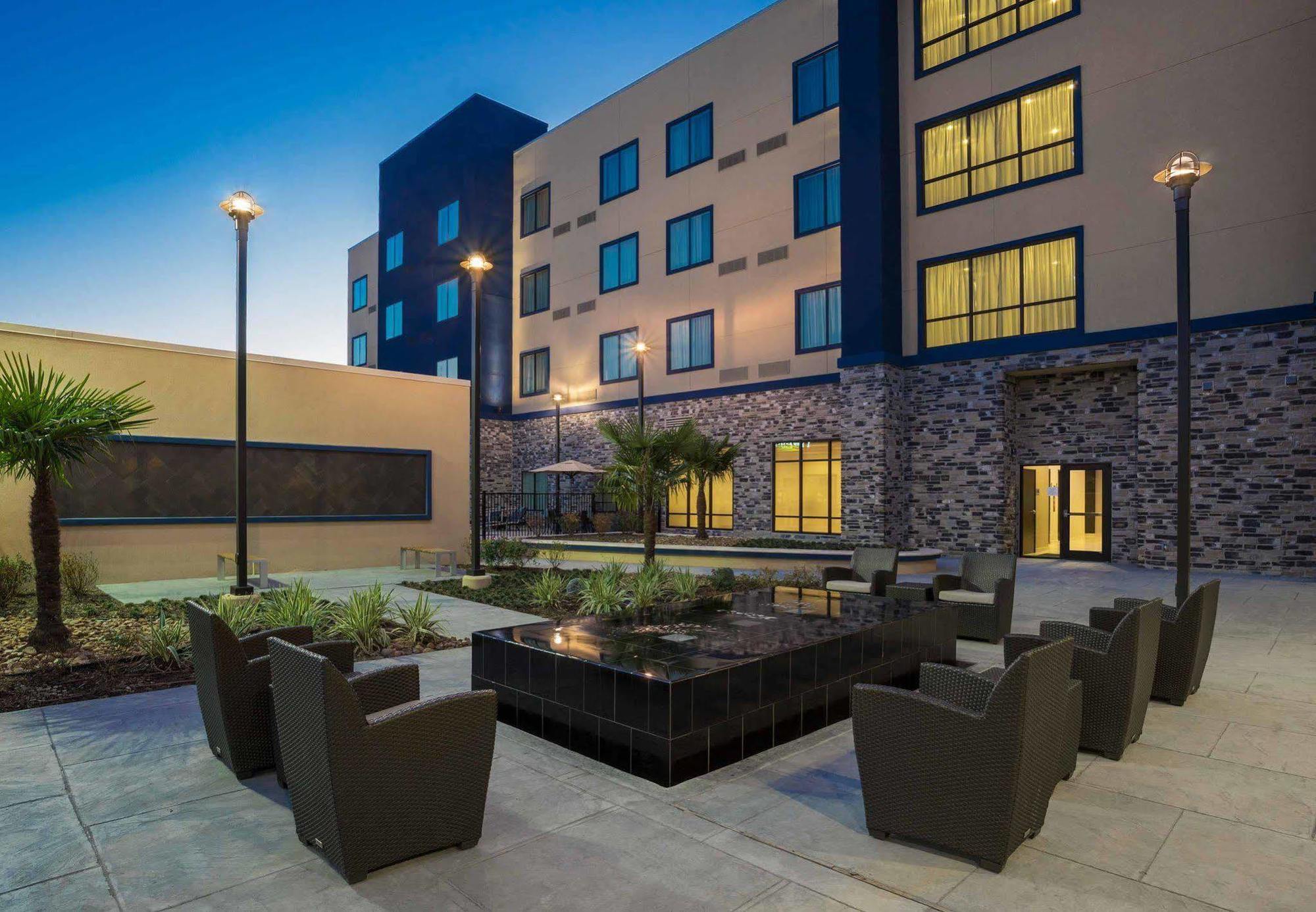 Hotel Courtyard By Marriott Houston Katy Mills Exterior foto